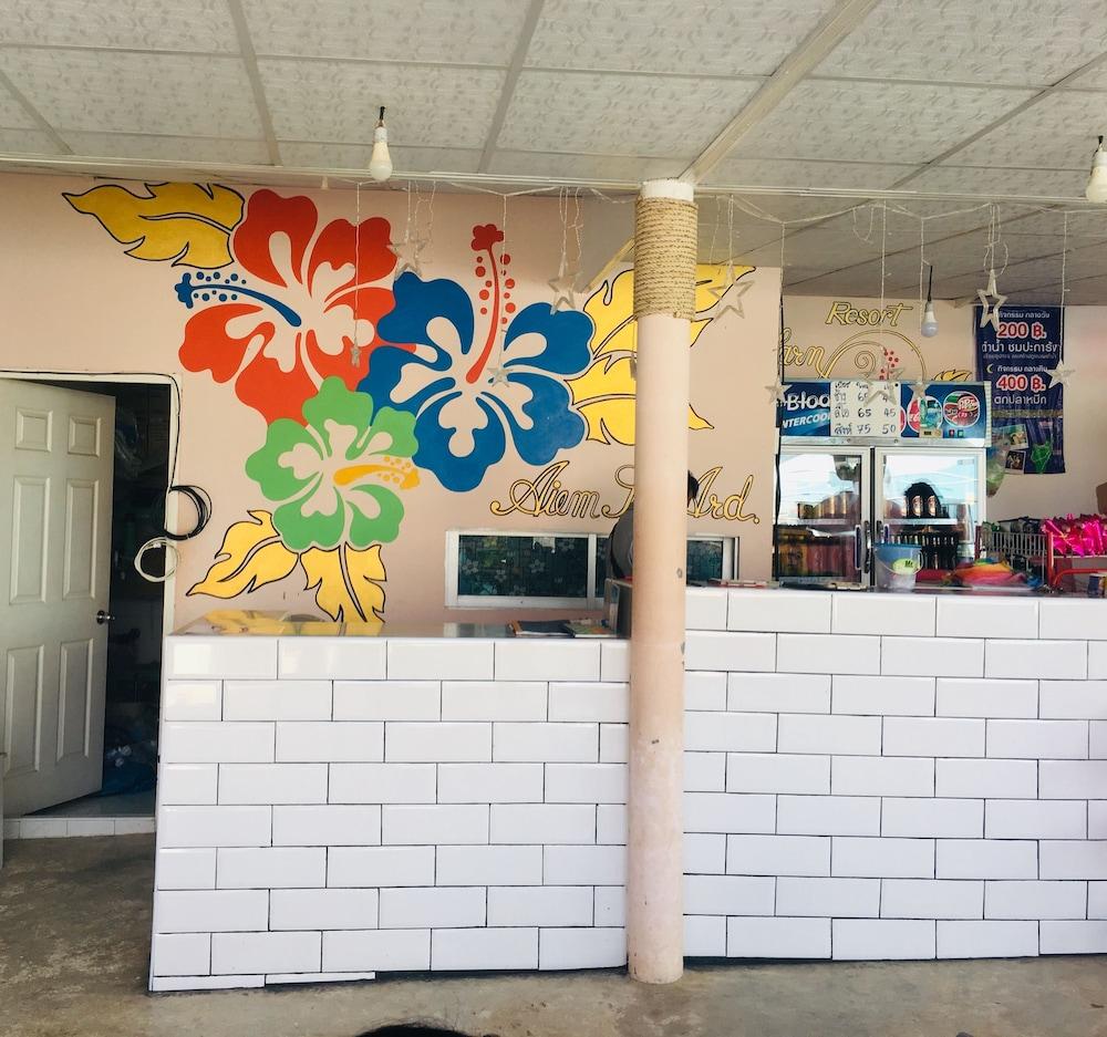 Aiem Sa Ard At Kohlarn酒店 外观 照片
